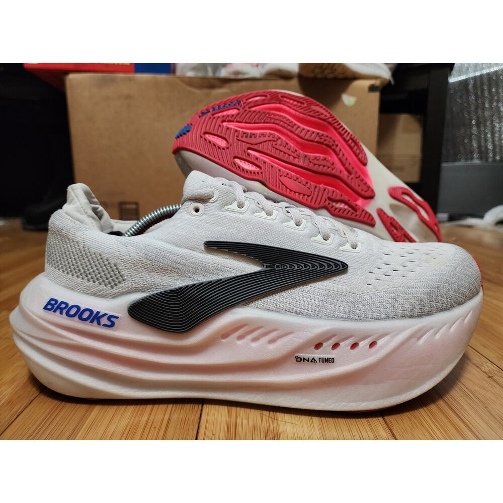 Brooks Glycerin Max 1204361B118 White Pink Running Shoes Cushion Womens Size 10
